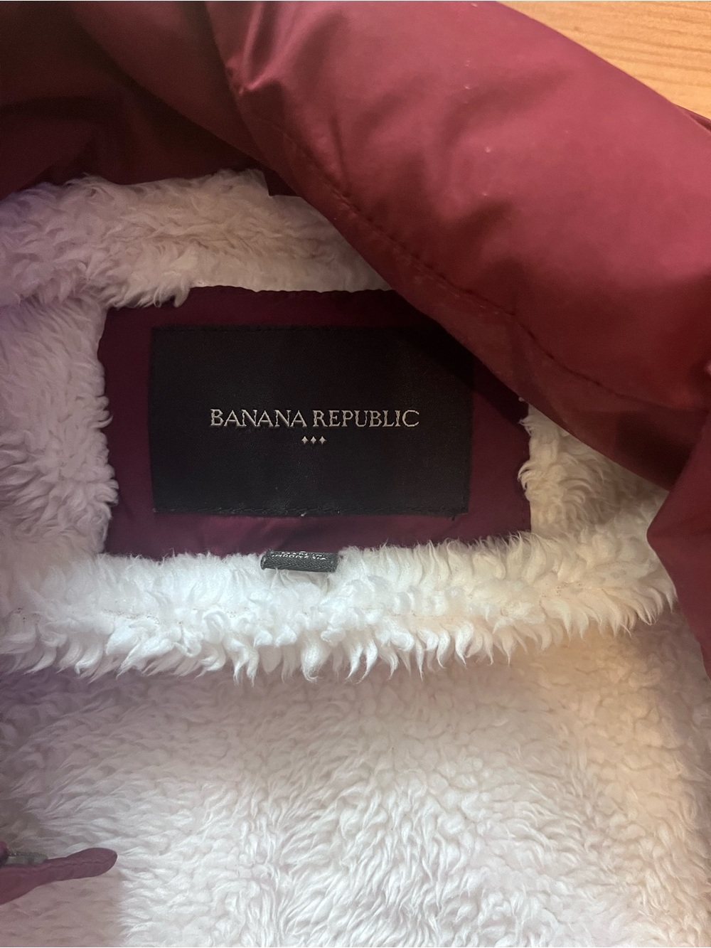 Banana Republic Quilted Puffer Vest - Wine - Picture 4 of 6
